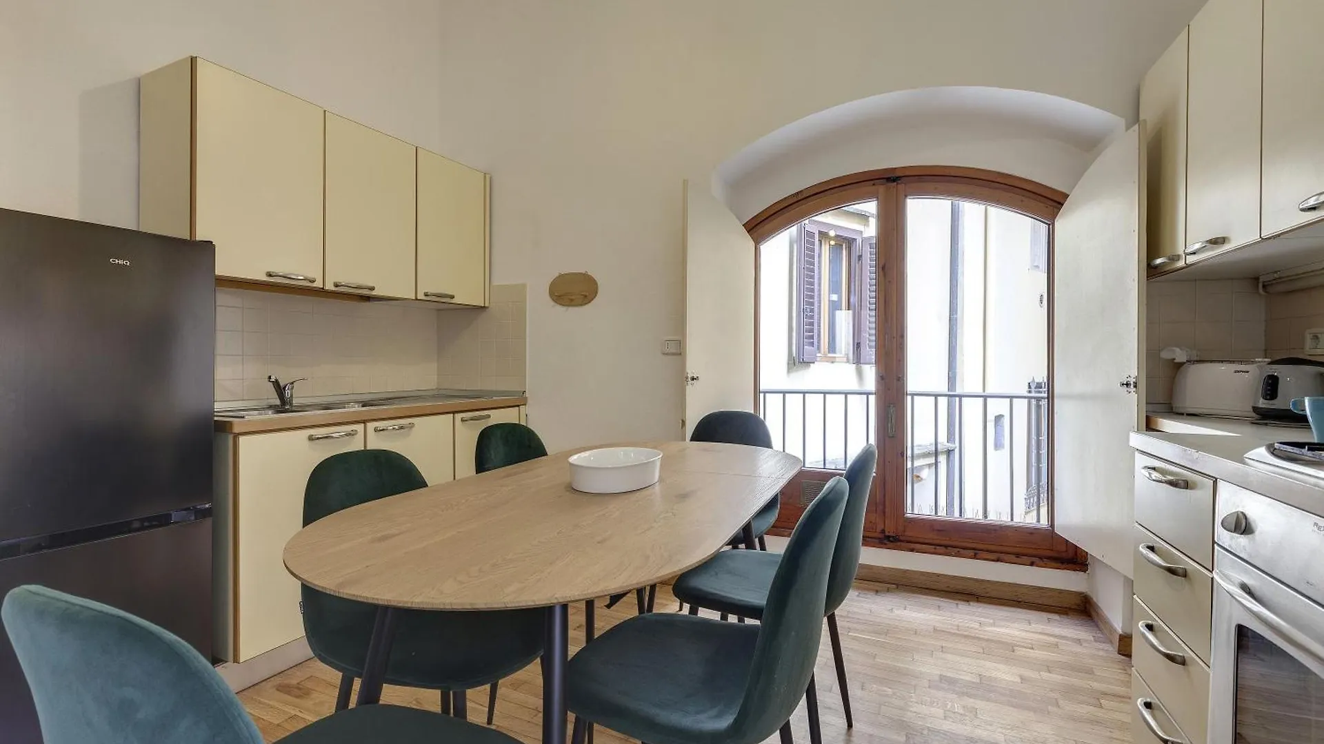 Mamo Florence - Erika & Keira Apartments 0*,