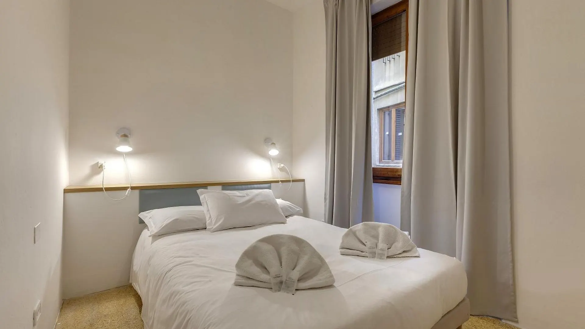 Mamo Florence - Erika & Keira Apartments